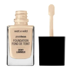 Wet N Wild Dewy Foundation – Soft Ivory